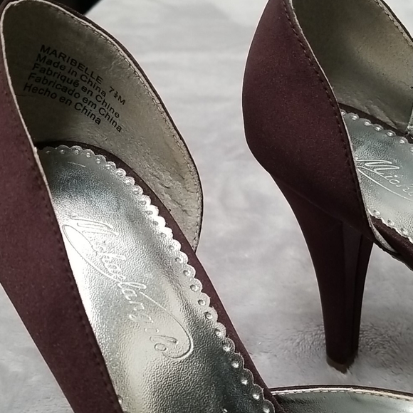 Open Toe Heels with bow. David's Bridal - Picture 5 of 8